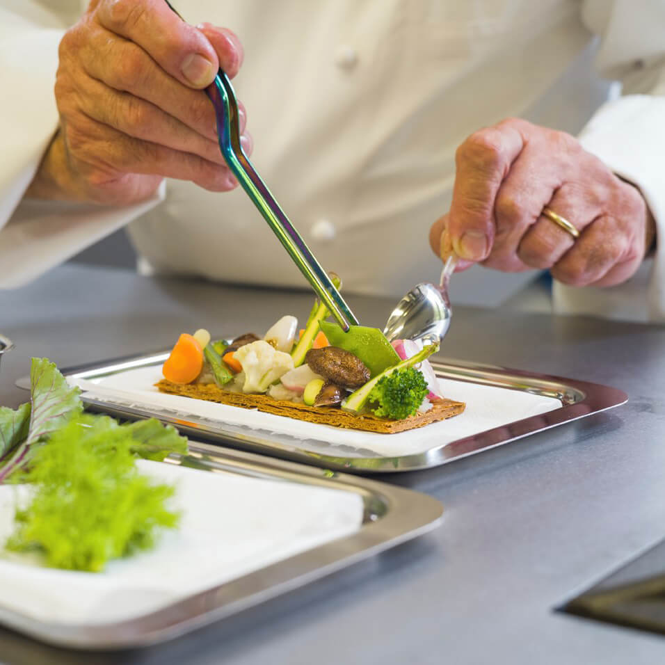 Carlos Gaig Preparing Food Petit Comite Carlos Gaig Preparing Food Petit Comite